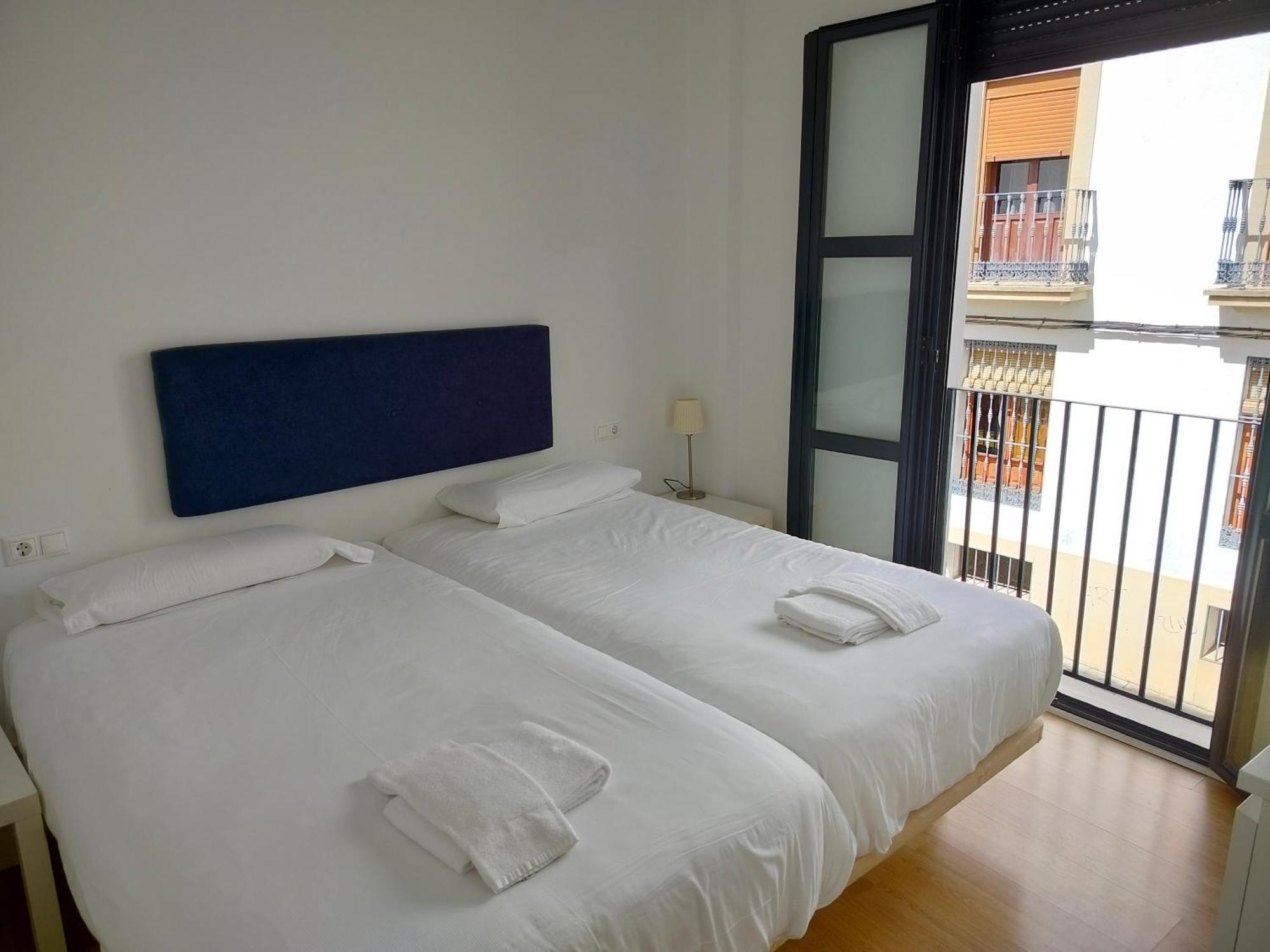 Apartamentos Centro Cordoba By Mira エクステリア 写真